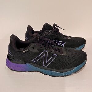 NEW BALANCE WOMEN'S 880 V11 GTX